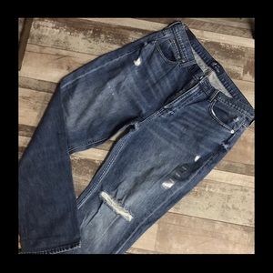 Gap dark was boyfriend jeans.